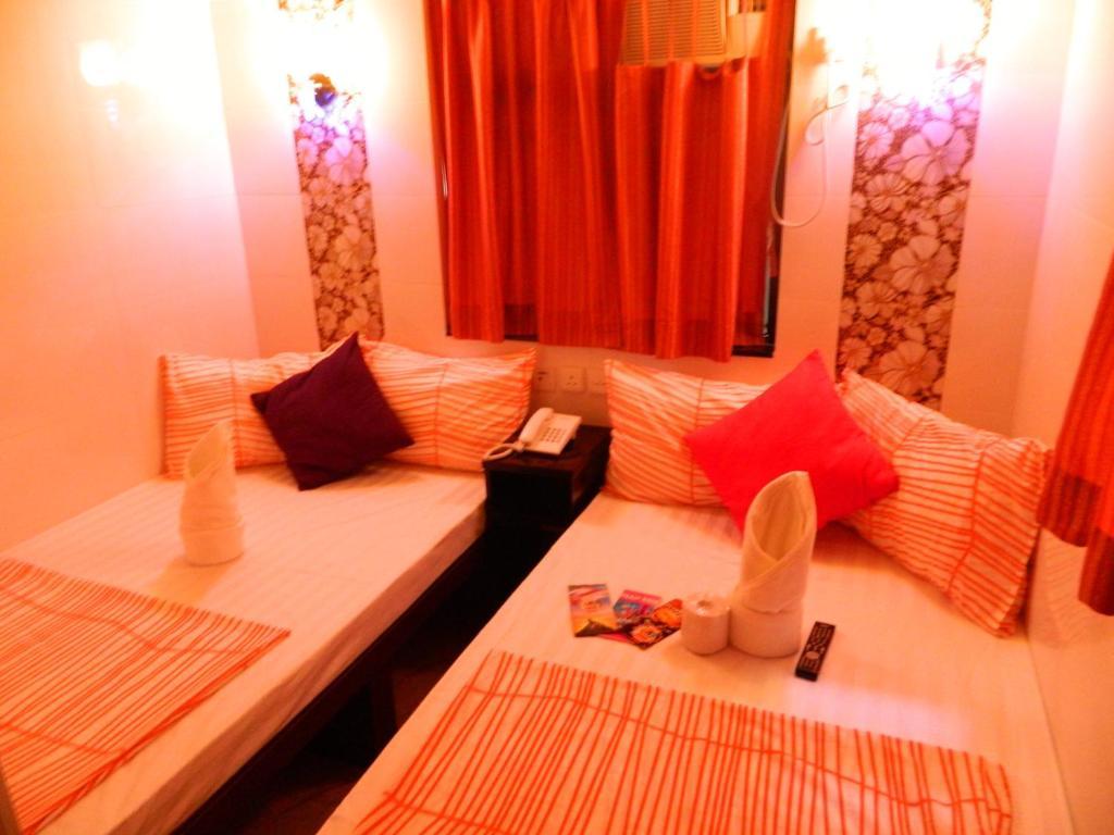 Marrigold Hostel Hong Kong Room photo
